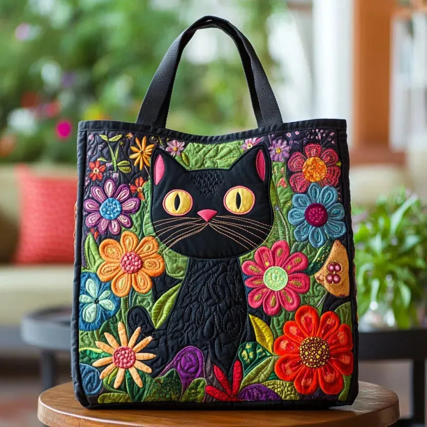Sac à main matelassé chat noir enchanté, brodé main – Mathilde Montreux