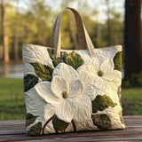 Sac à main matelassé lys blancs, brodé main – Mathilde Montreux