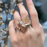 Funkelnder Schmetterlingsring mit Zirkonia