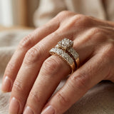 Goldener Ring „Zeitloser Glanz“