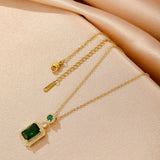 Collier Greta avec pierre vert émeraude