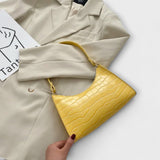 Esmée – Lacktasche mit Henkeln