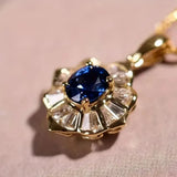 Collier bleu et or
