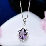 Collier cristal violet