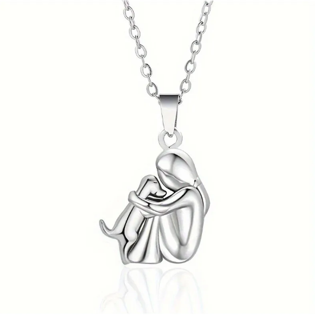 Collier « Fille serrant son chien »