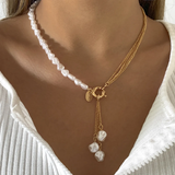Collier pendentif perle élégant