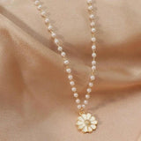 Collier marguerites pendantes