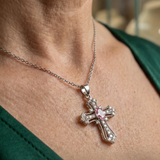 Collier croix rose céleste