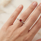 Bague corail en or blanc