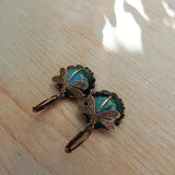 Boucles d'oreilles boules libellule en or vieilli