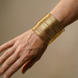 Bracelet ouvert spirale en or