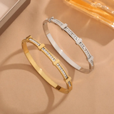 Bracelet ouvert géométrique à deux rangées de zircones