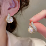 Boucles d'oreilles zircones et perles brillantes