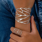 Bracelet rétro motif feuilles