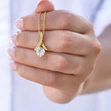 Goldene Retro-Kette mit Zirkonia