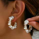 Boucles d'oreilles rétro perle blanche
