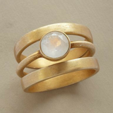 Bague rétro en or avec pierres de lune