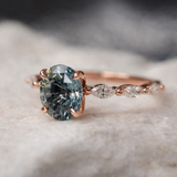 Bague rétro en or rose avec saphir