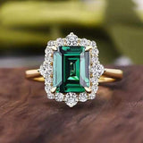 Ring „Königin“ mit Smaragd