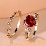 Ringset „Rote Ranke“ mit Herzakzent | Gold