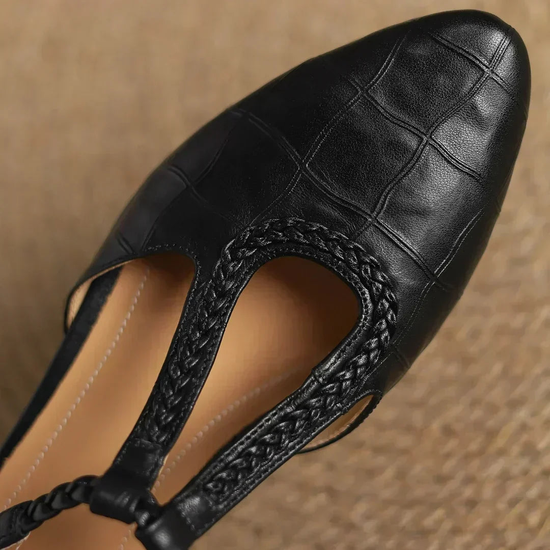 Greta – Salomés en cuir à bride tressée