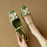 Mathilde – Chaussures élégantes à détail fleuri