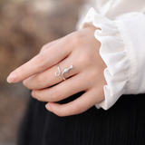 Bague chaton ajustable en or blanc