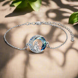Bracelet ajustable pendentif chien en or blanc