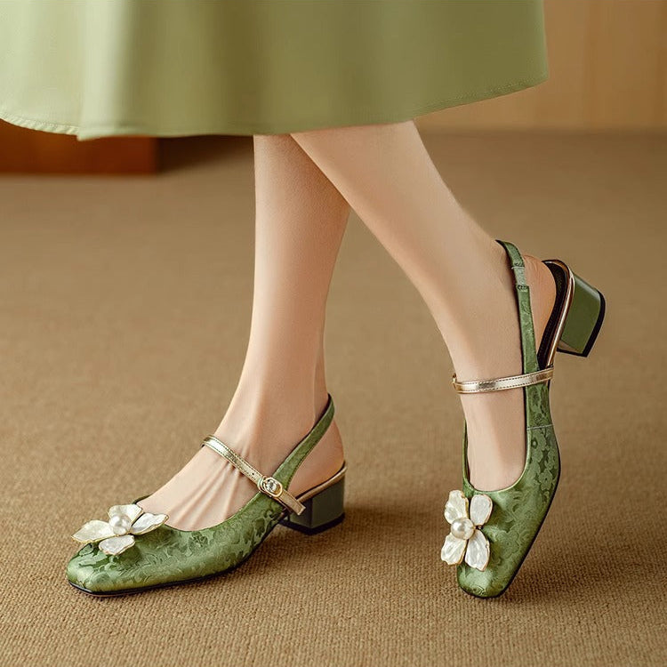 Mathilde – Chaussures élégantes à détail fleuri