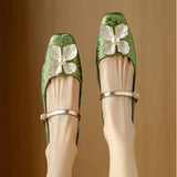 Mathilde – Chaussures élégantes à détail fleuri